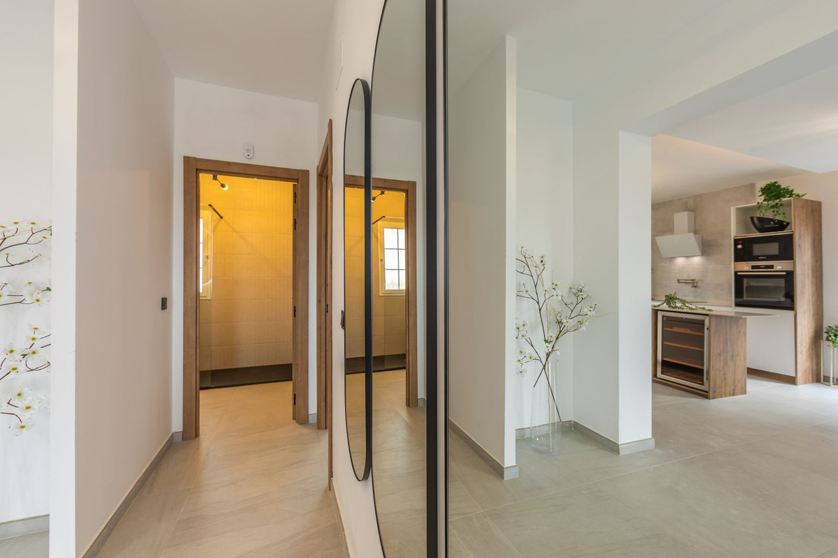 Se vende Villa - Chalet de 3 dormitorios en Costa Del Sol, Málaga, España