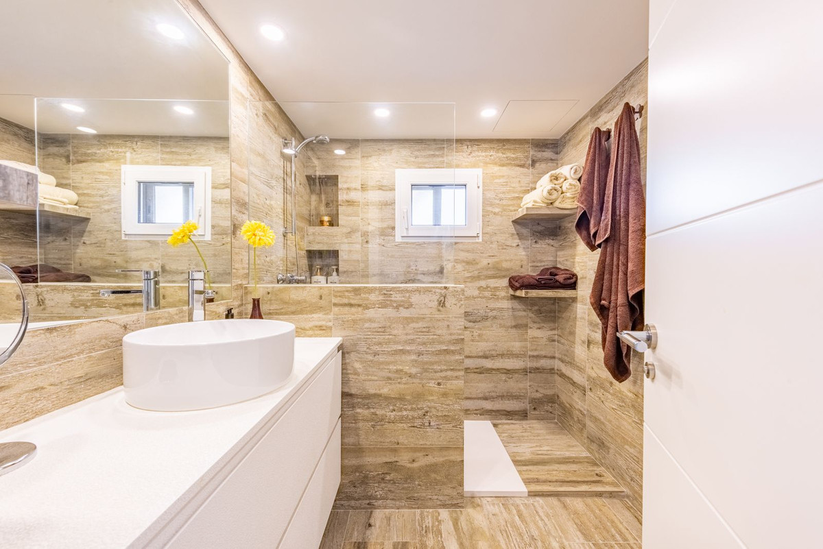 2 Bed Apartment for sale in La Cala De Mijas Costa Del Sol, Málaga, Spain