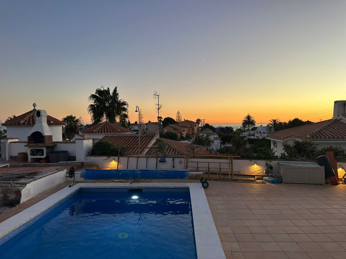 4 Bed Townhouse for sale in El Faro Costa Del Sol, Málaga, Spain