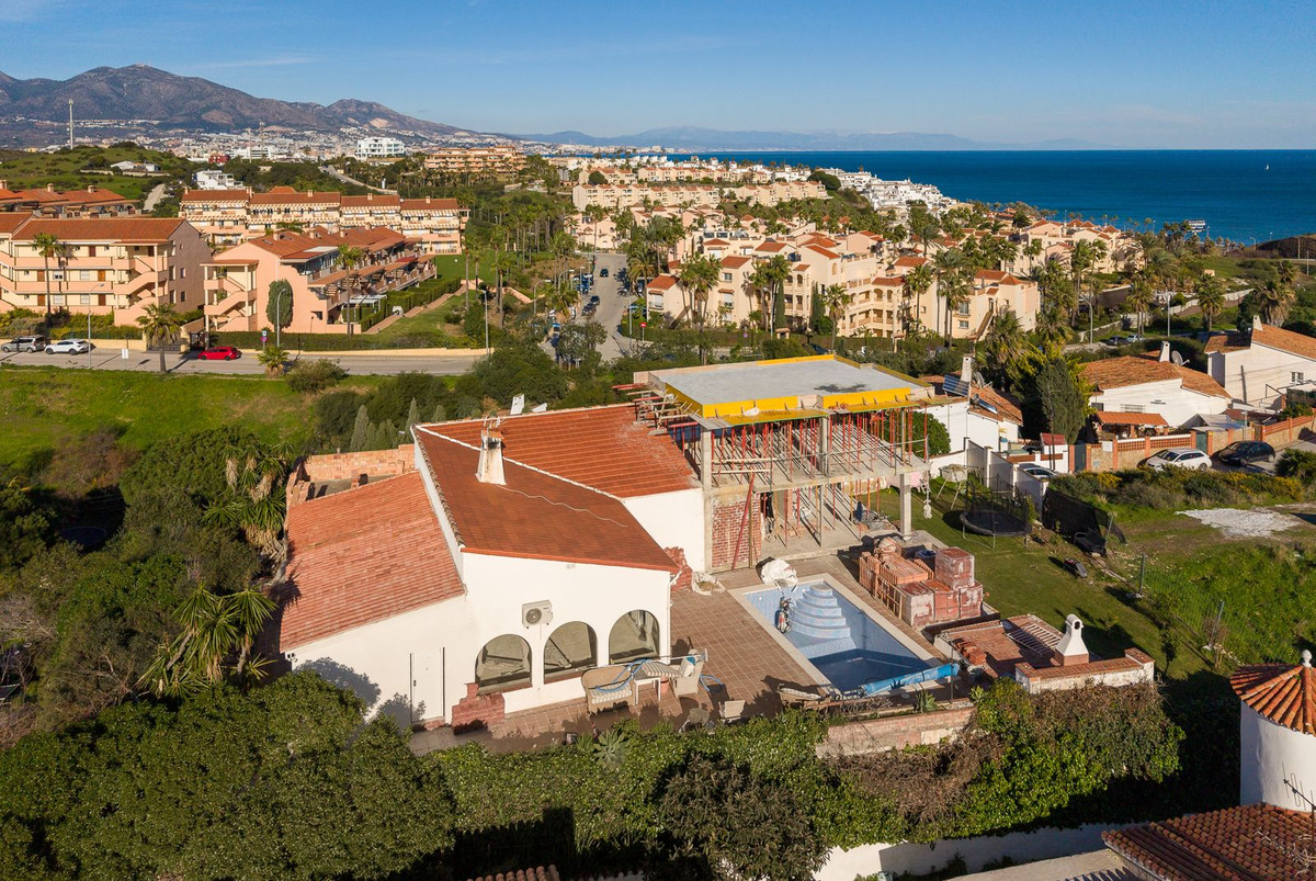 4 Bed Townhouse for sale in El Faro Costa Del Sol, Málaga, Spain
