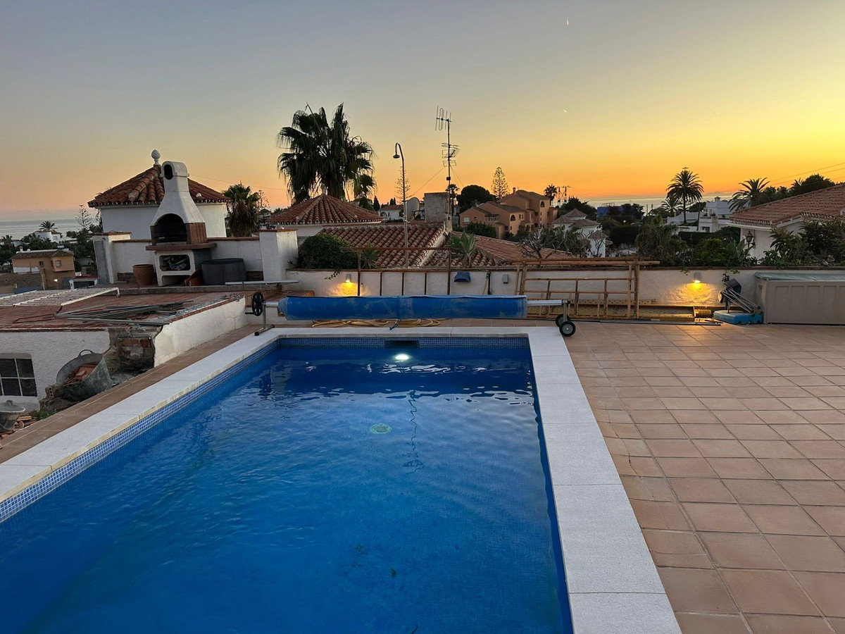 4 Bed Townhouse for sale in El Faro Costa Del Sol, Málaga, Spain