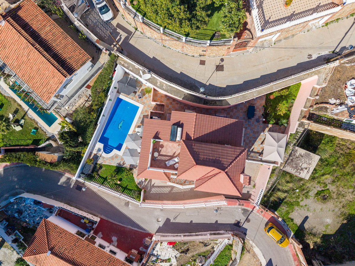 4 Bed Townhouse for sale in Torreblanca Costa Del Sol, Málaga, Spain