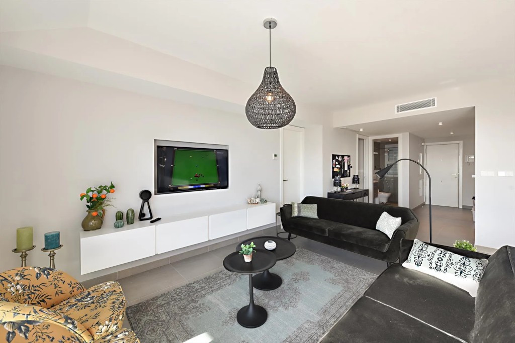 3 Bed Apartment for sale in Fuengirola Costa Del Sol, Málaga, Spain