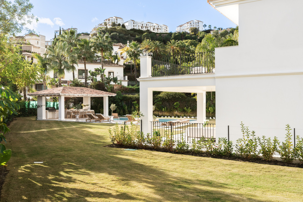 Se vende Villa - Chalet de 4 dormitorios en Costa Del Sol, Málaga, España