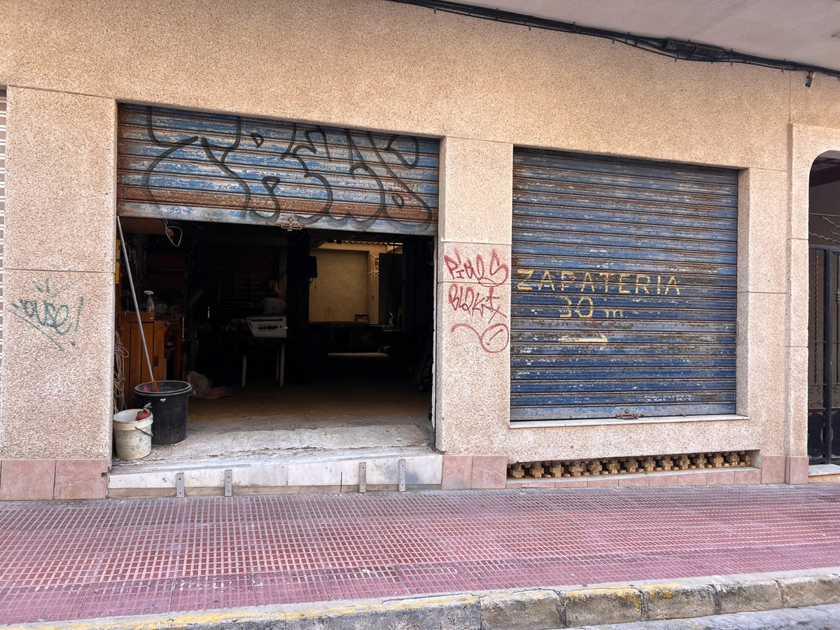 Commercial unit for sale in Guardamar Del Segura Costa Blanca, Alicante, Spain