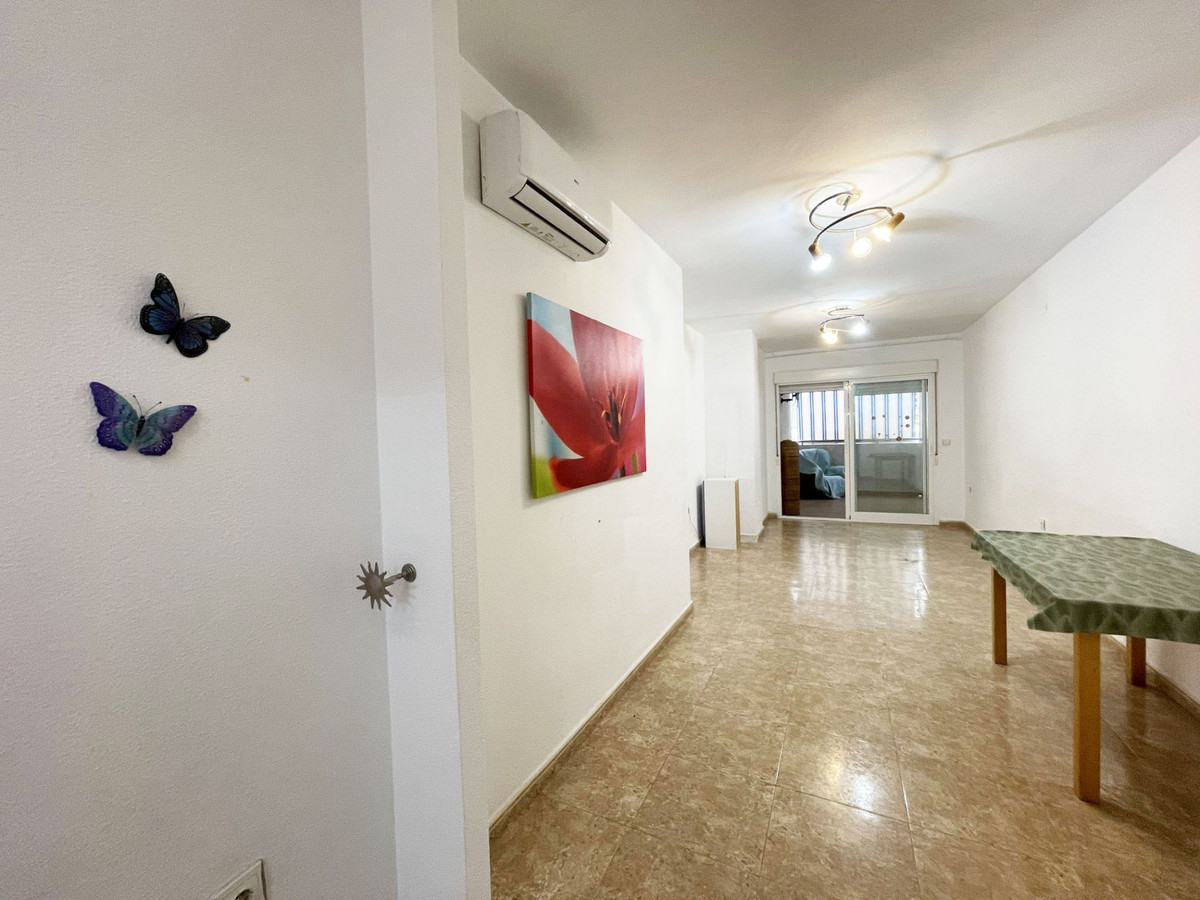 Se vende Apartamento Planta Media de 3 dormitorios en Costa Blanca, Alicante, España