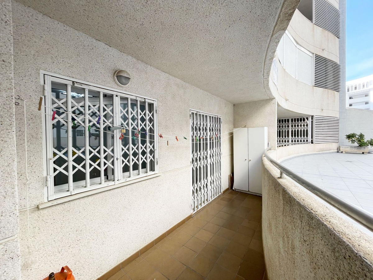 Se vende Apartamento Planta Media de 3 dormitorios en Costa Blanca, Alicante, España