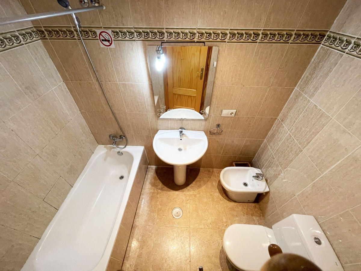 Se vende Apartamento Planta Media de 3 dormitorios en Costa Blanca, Alicante, España