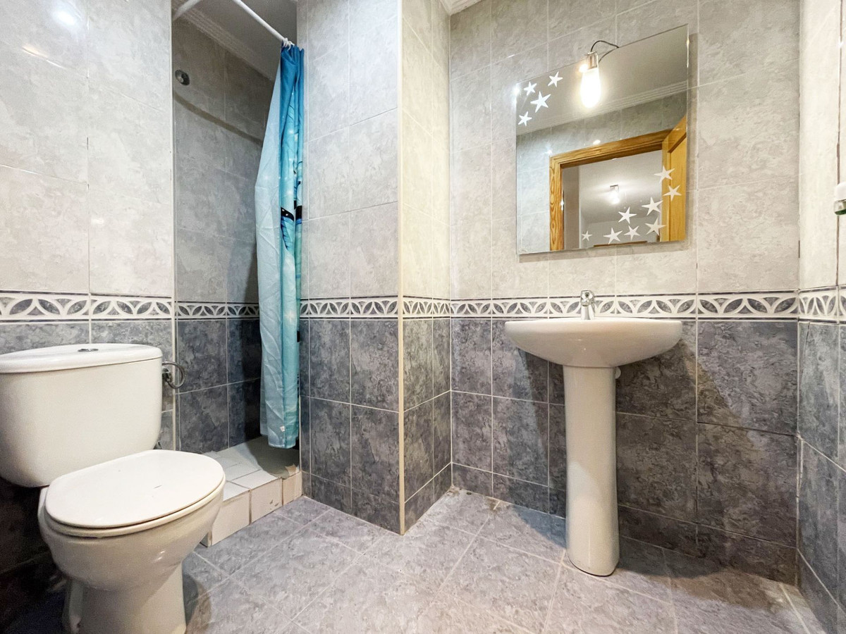 Se vende Apartamento Planta Media de 3 dormitorios en Costa Blanca, Alicante, España