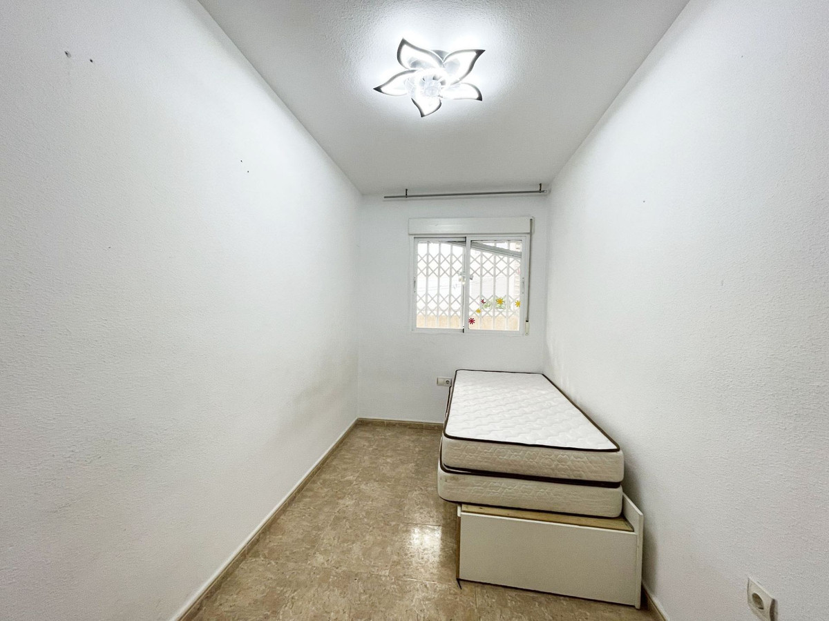 Se vende Apartamento Planta Media de 3 dormitorios en Costa Blanca, Alicante, España
