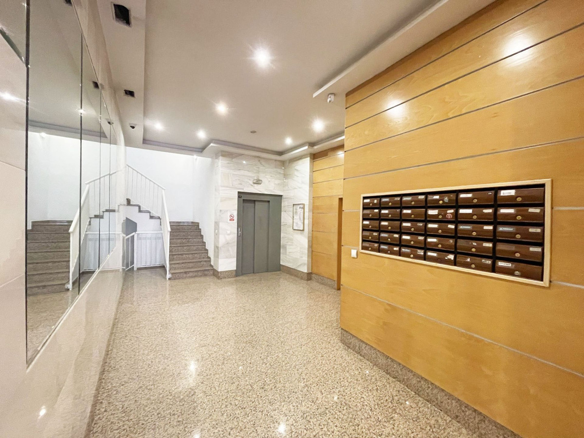 Se vende Apartamento Planta Media de 3 dormitorios en Costa Blanca, Alicante, España