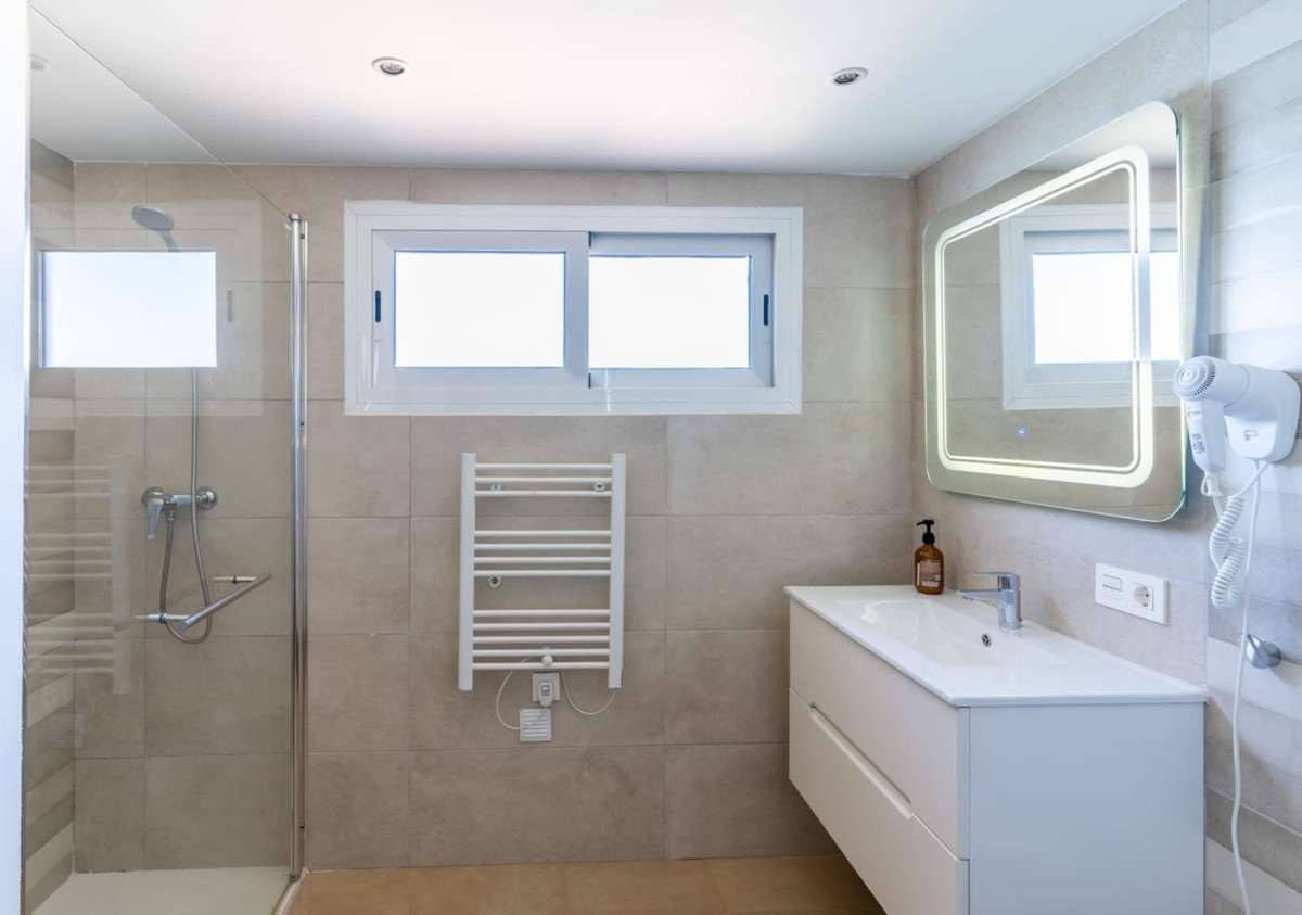 Se vende Estudio Planta Media de 1 dormitorios en Costa Del Sol, Málaga, España