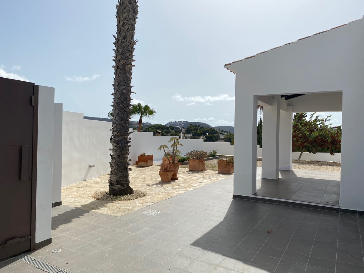 4 Bed Townhouse for sale in Moraira Costa Blanca, Alicante, Spain