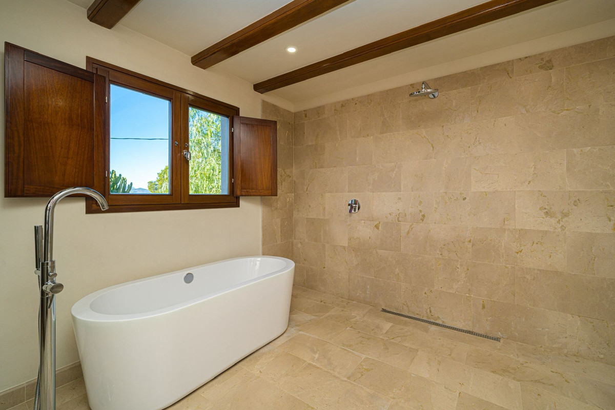 5 Bed Townhouse for sale in Javea Costa Blanca, Alicante, Spain