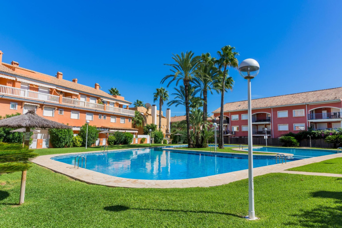 Se vende Ático de 4 dormitorios en Costa Blanca, Alicante, España