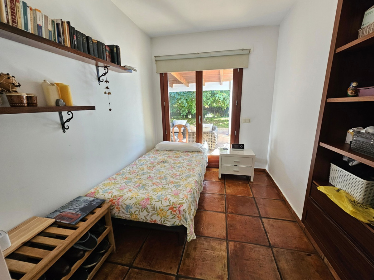 5 Bed Townhouse for sale in Ondara Costa Blanca, Alicante, Spain