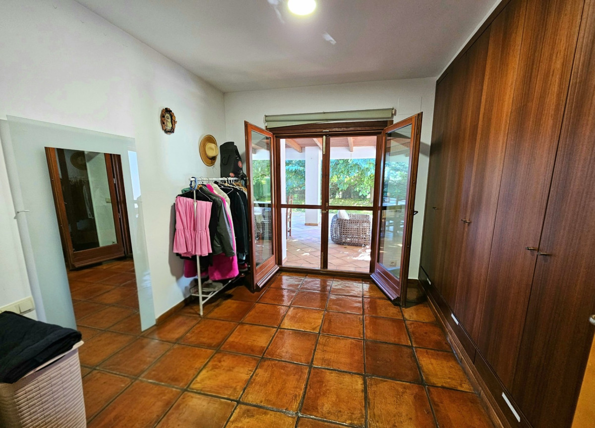 5 Bed Townhouse for sale in Ondara Costa Blanca, Alicante, Spain