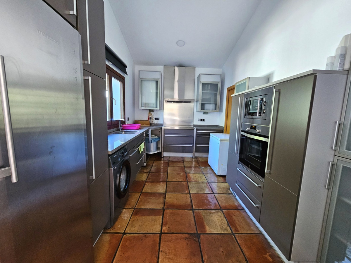 5 Bed Townhouse for sale in Ondara Costa Blanca, Alicante, Spain