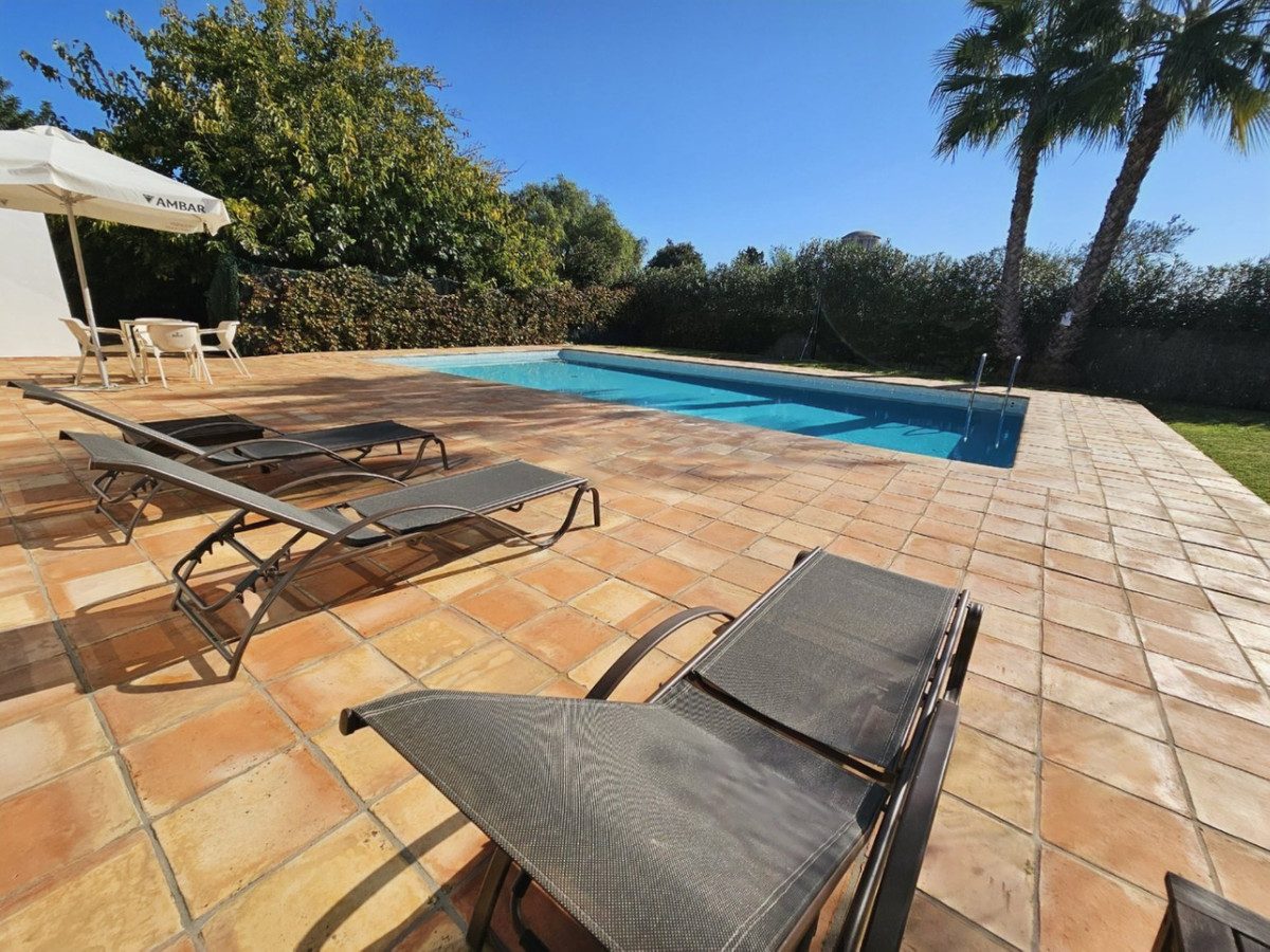 5 Bed Townhouse for sale in Ondara Costa Blanca, Alicante, Spain