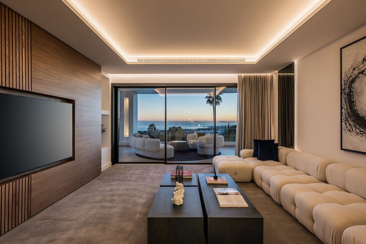 Se vende Villa - Chalet de 5 dormitorios en Costa Del Sol, Málaga, España