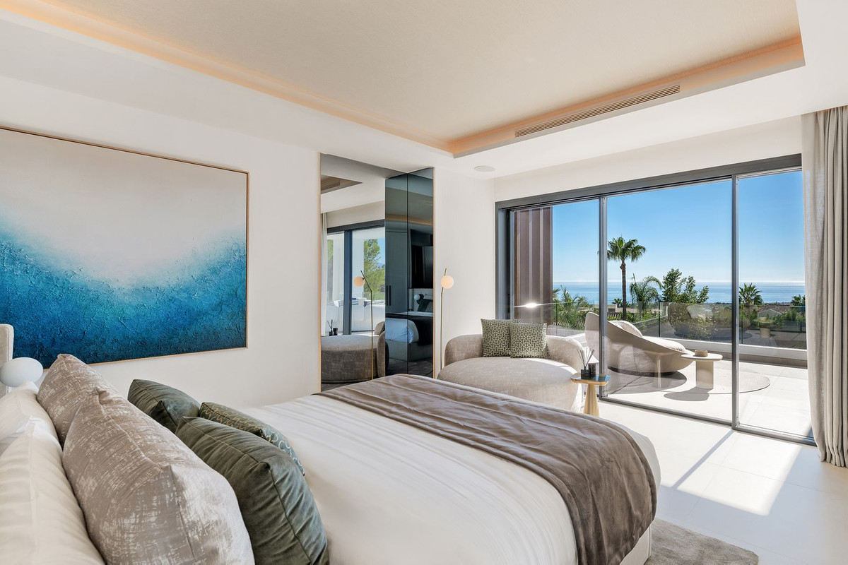 Se vende Villa - Chalet de 5 dormitorios en Costa Del Sol, Málaga, España