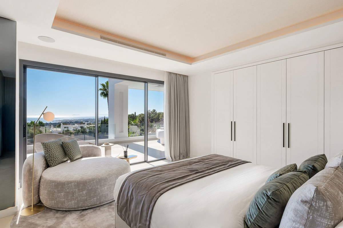 Se vende Villa - Chalet de 5 dormitorios en Costa Del Sol, Málaga, España