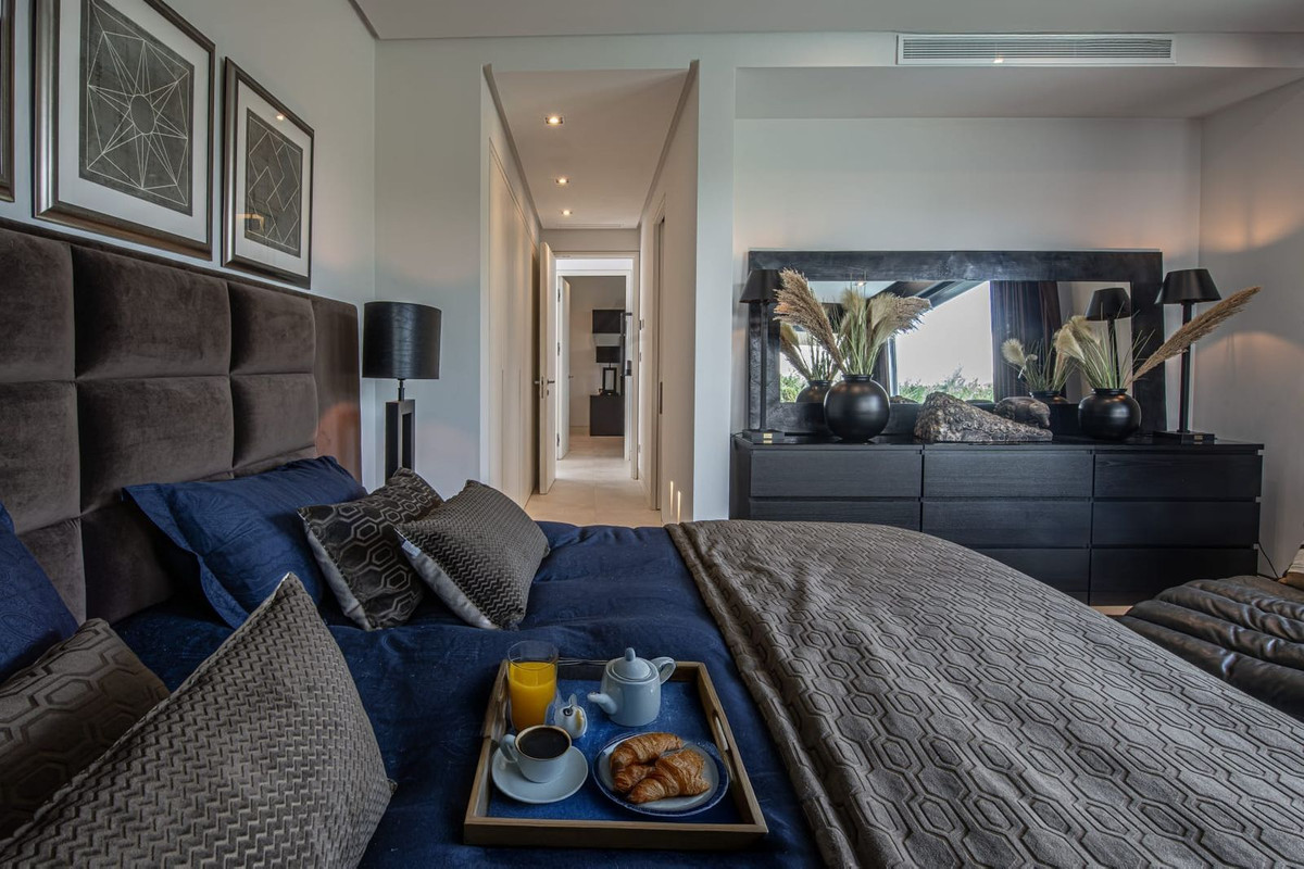 Se vende Villa - Chalet de 5 dormitorios en Costa Del Sol, Málaga, España