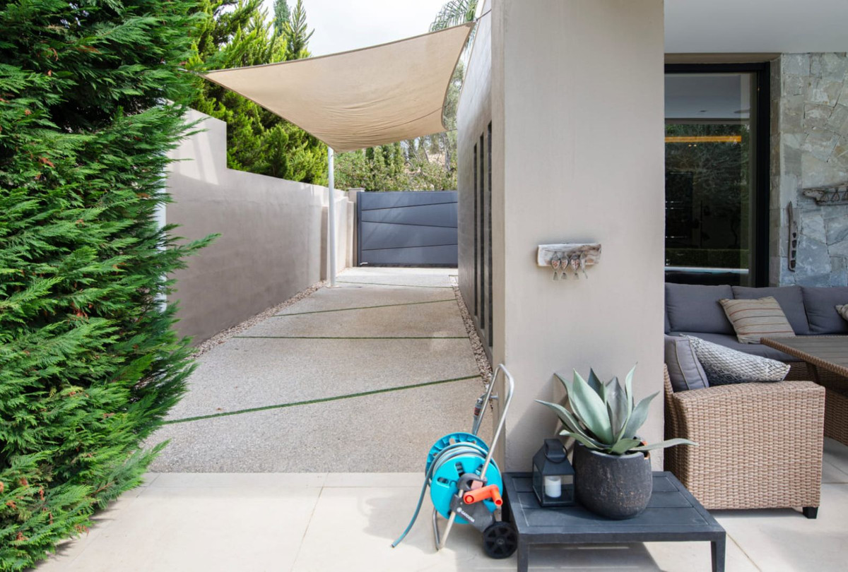 Se vende Villa - Chalet de 5 dormitorios en Costa Del Sol, Málaga, España