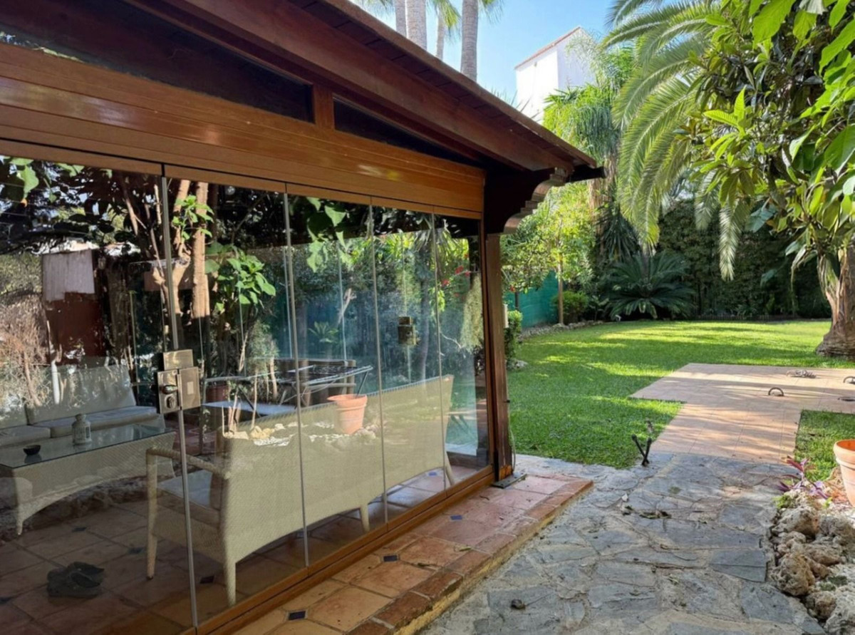 4 Bed Townhouse for sale in Estepona Costa Del Sol, Málaga, Spain