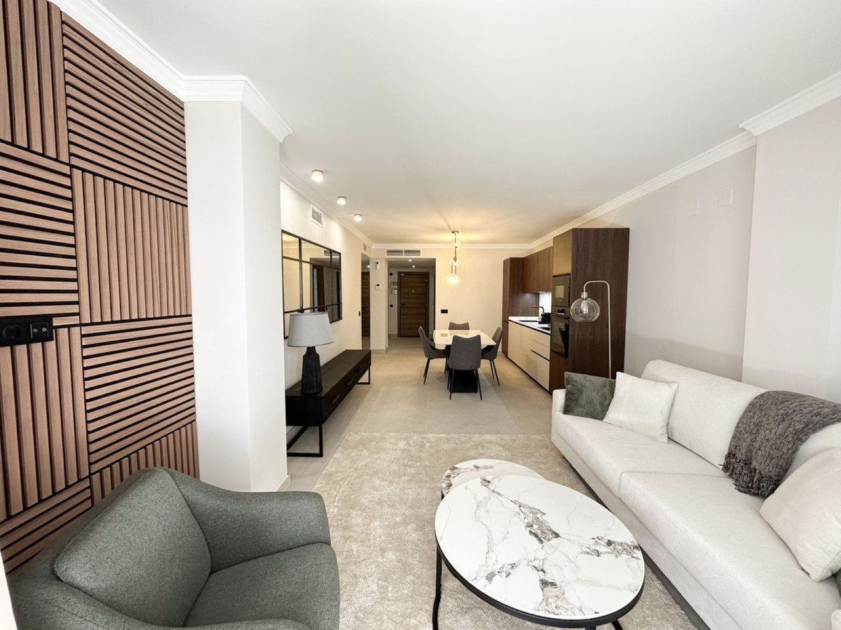 3 Bed Apartment for sale in San Pedro De Alcántara Costa Del Sol, Málaga, Spain
