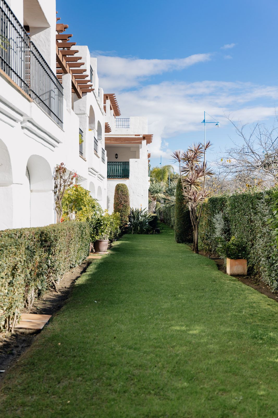3 Bed Apartment for sale in San Pedro De Alcántara Costa Del Sol, Málaga, Spain
