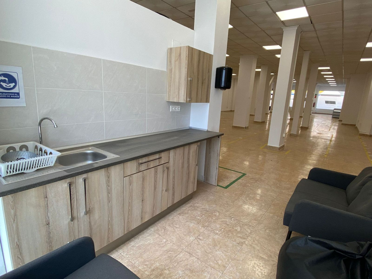 Se vende Local comercial  en Costa Del Sol, Málaga, España