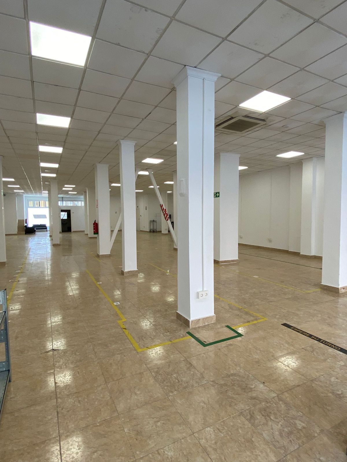 Se vende Local comercial  en Costa Del Sol, Málaga, España