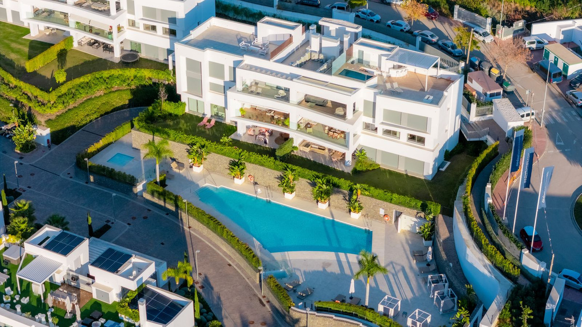 3 Bed Apartment for sale in Marbella Costa Del Sol, Málaga, Spain