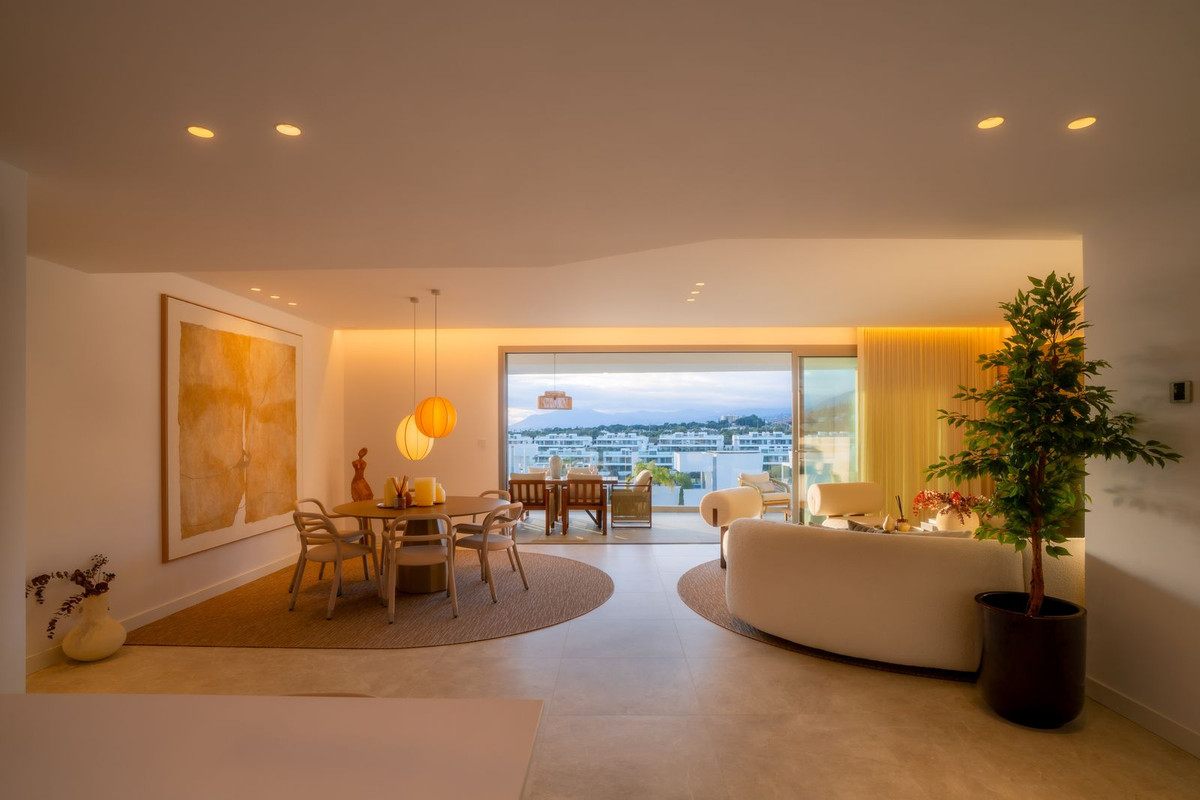 3 Bed Apartment for sale in Marbella Costa Del Sol, Málaga, Spain