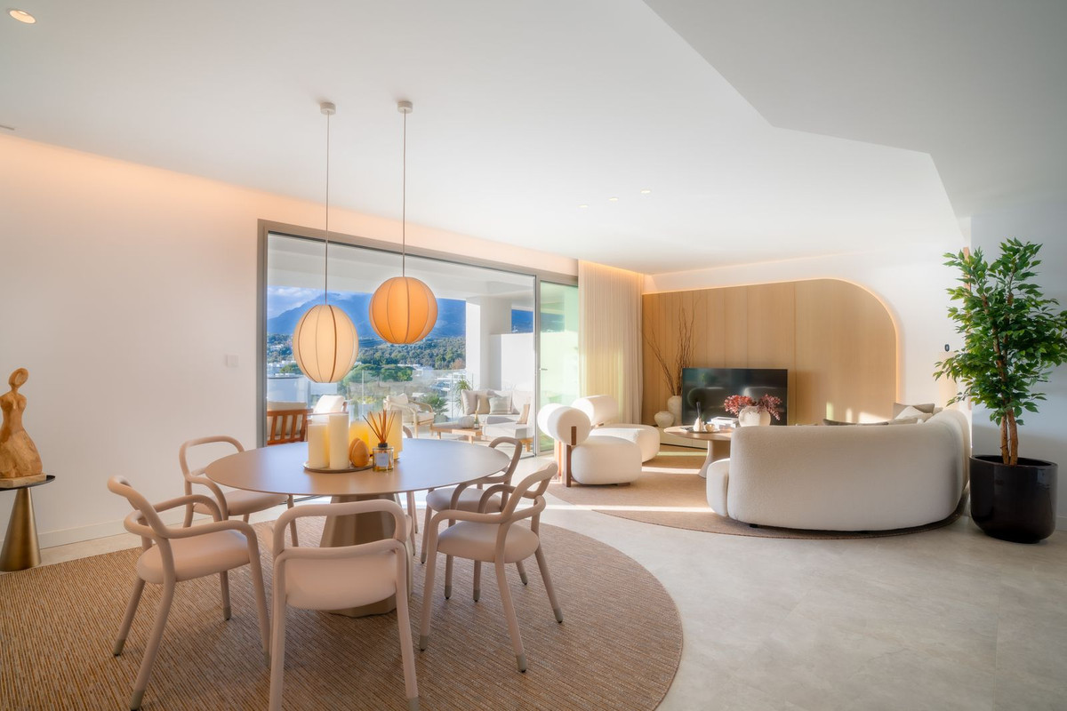 3 Bed Apartment for sale in Marbella Costa Del Sol, Málaga, Spain