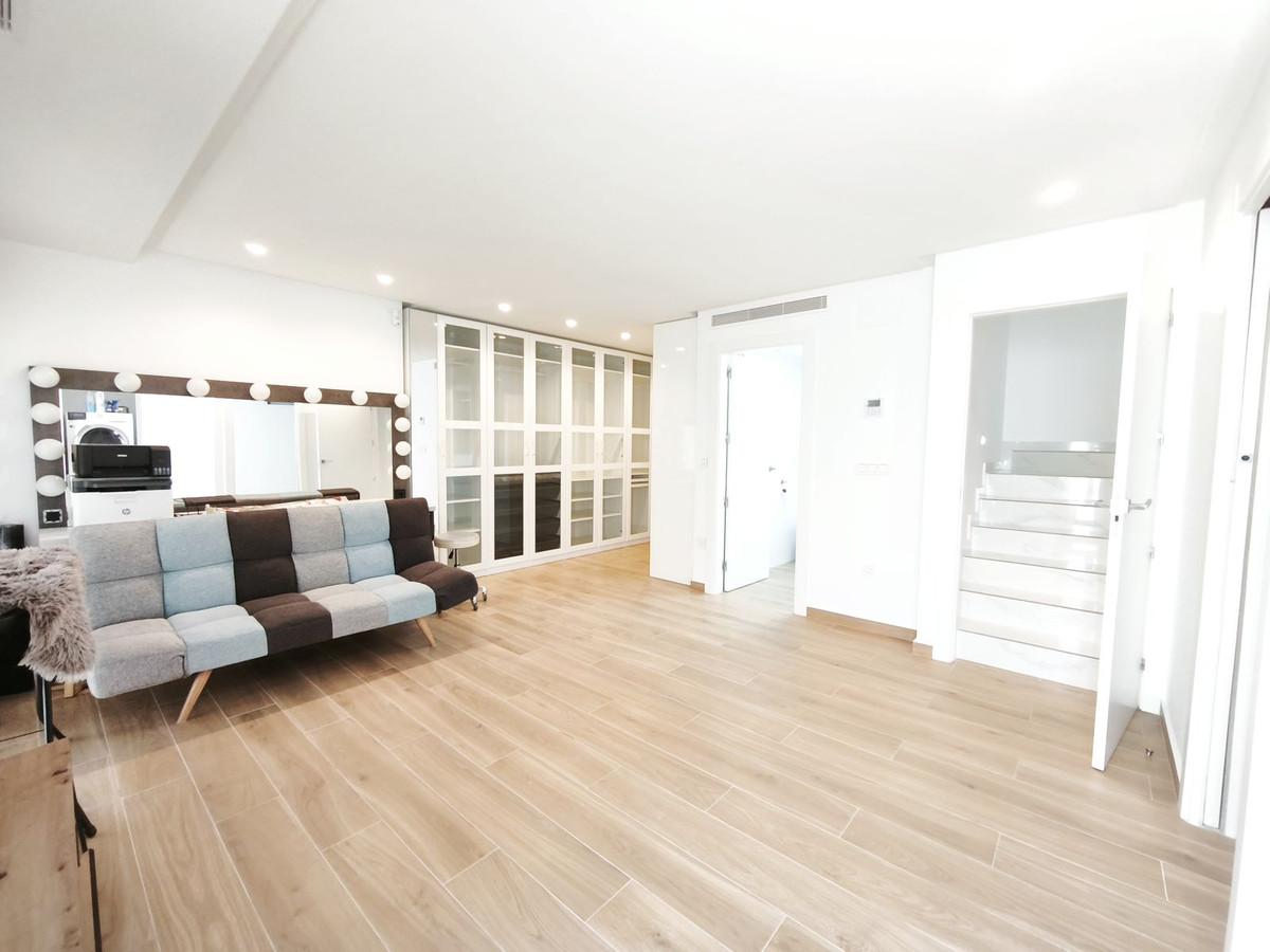 Se vende Villa - Chalet de 3 dormitorios en Costa Blanca, Alicante, España