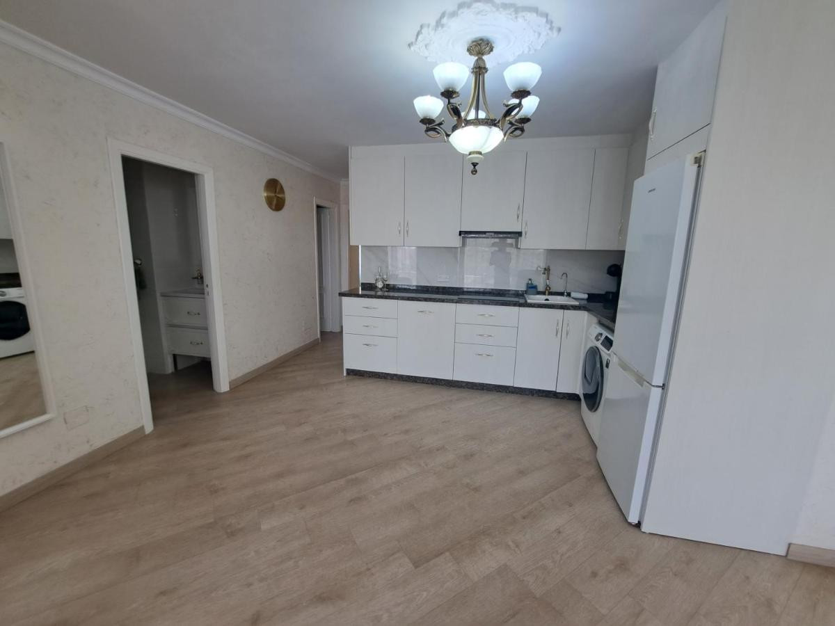 Se vende Apartamento Planta Media de 3 dormitorios en Costa Del Sol, Málaga, España