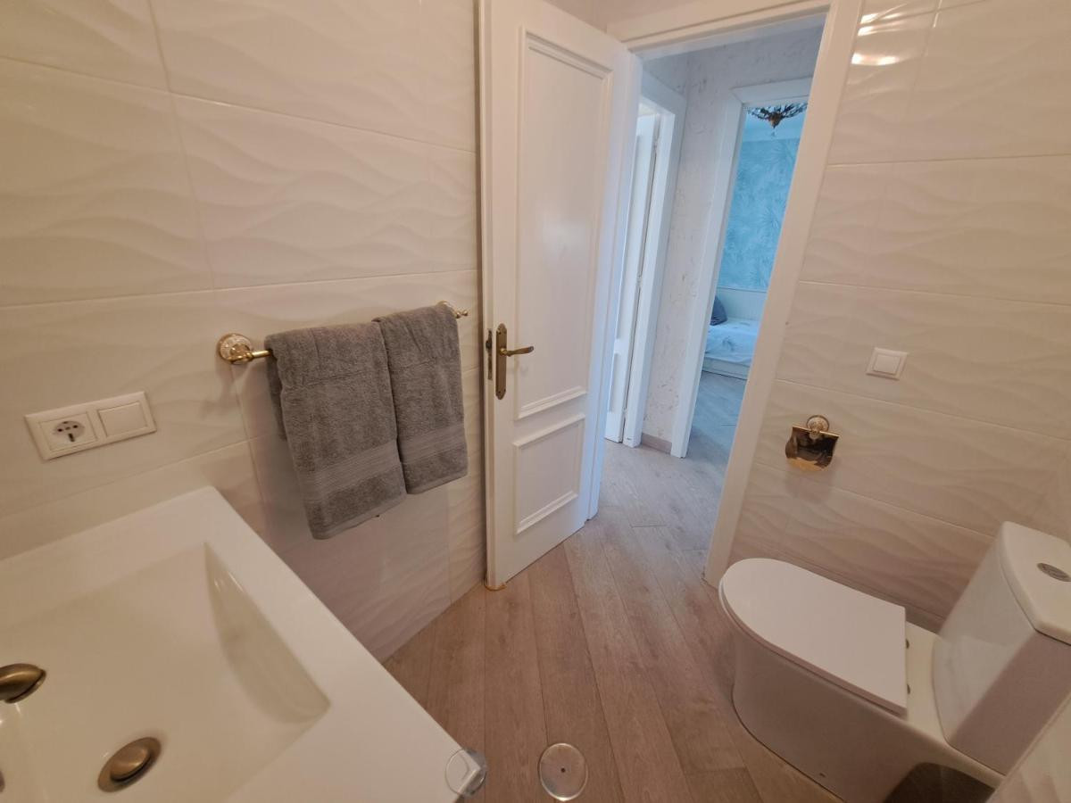 Se vende Apartamento Planta Media de 3 dormitorios en Costa Del Sol, Málaga, España