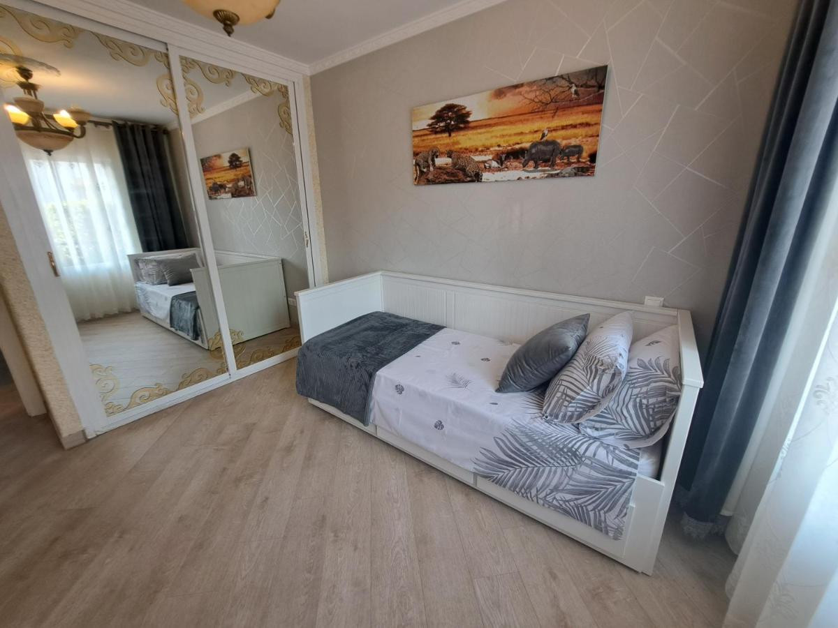 Se vende Apartamento Planta Media de 3 dormitorios en Costa Del Sol, Málaga, España