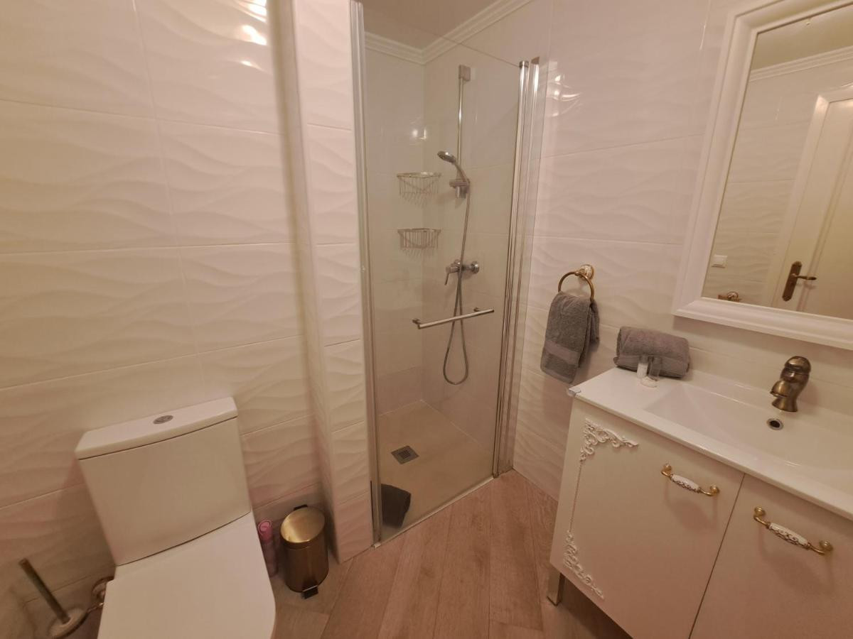 Se vende Apartamento Planta Media de 3 dormitorios en Costa Del Sol, Málaga, España