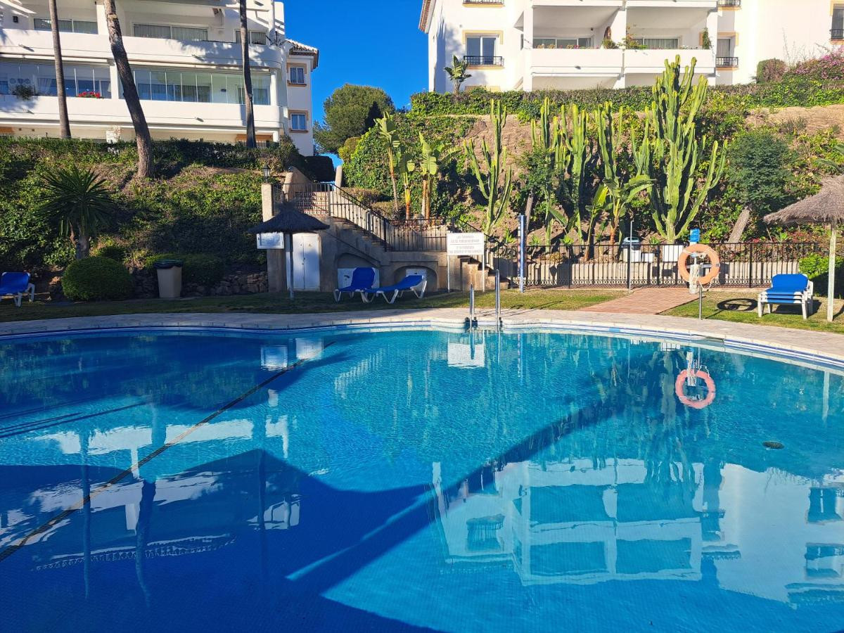 Se vende Apartamento Planta Media de 3 dormitorios en Costa Del Sol, Málaga, España