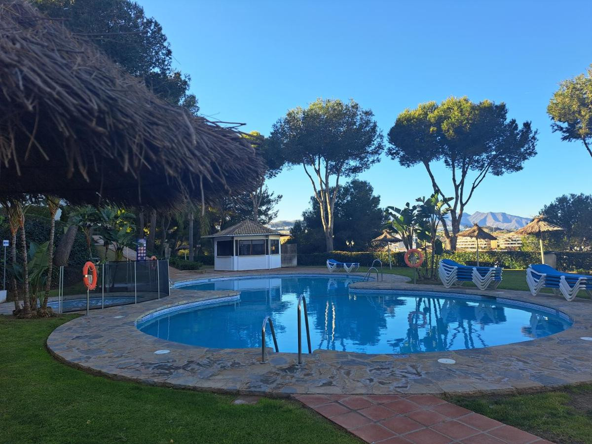 Se vende Apartamento Planta Media de 3 dormitorios en Costa Del Sol, Málaga, España