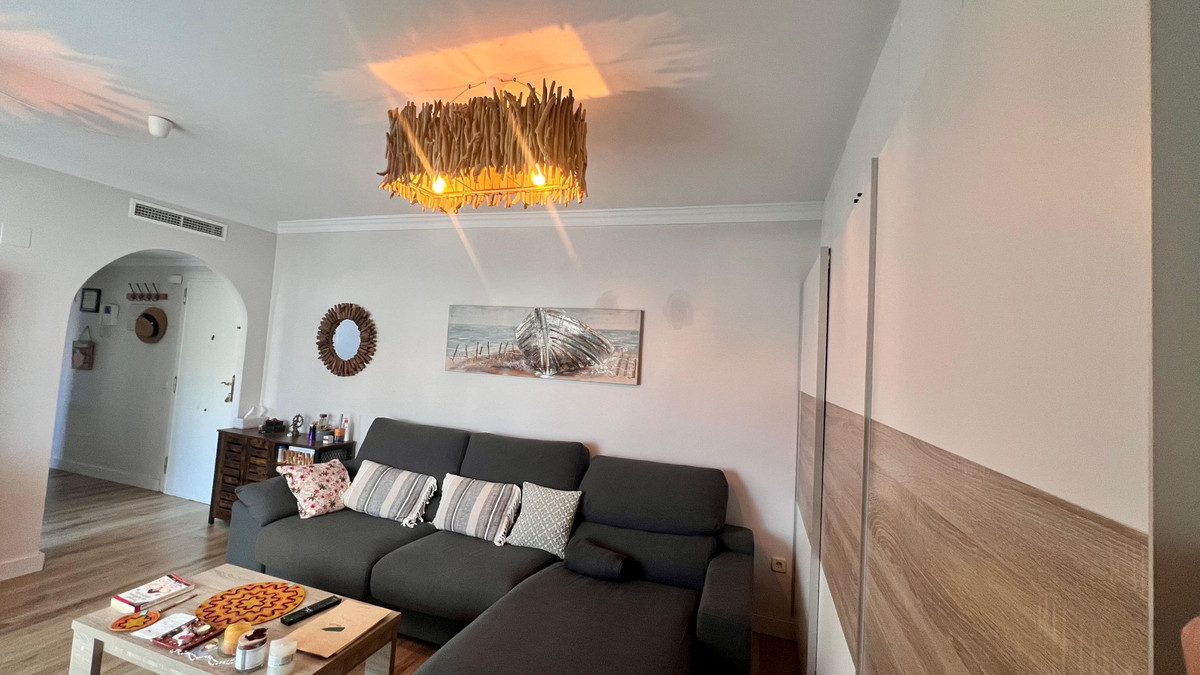 1 Bed Apartment for sale in Nueva Andalucía Costa Del Sol, Málaga, Spain