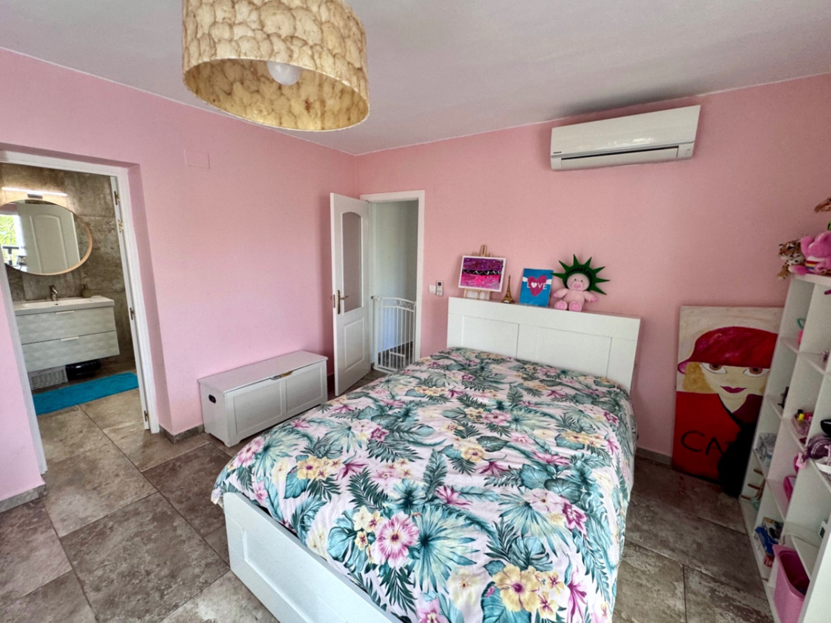 5 Bed Townhouse for sale in Javea Costa Blanca, Alicante, Spain