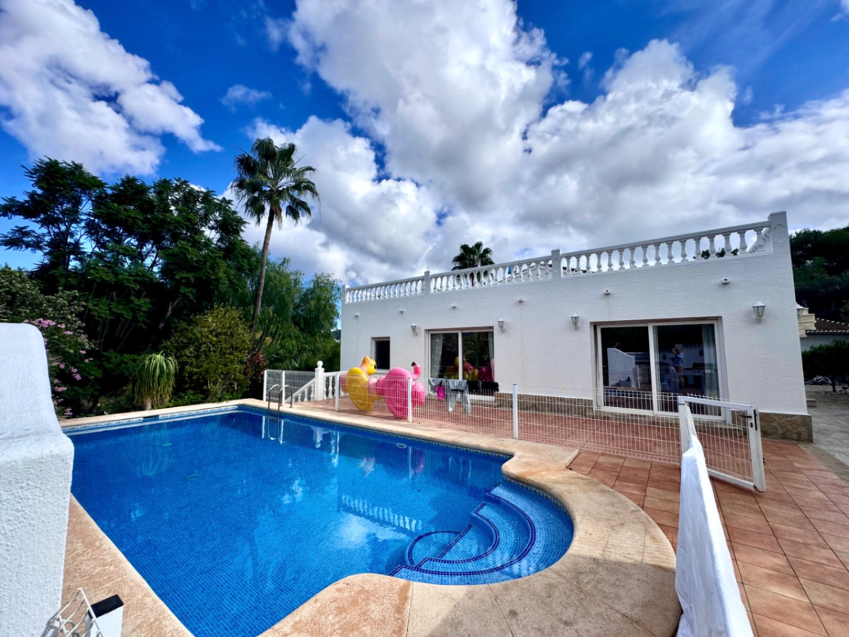 5 Bed Townhouse for sale in Javea Costa Blanca, Alicante, Spain