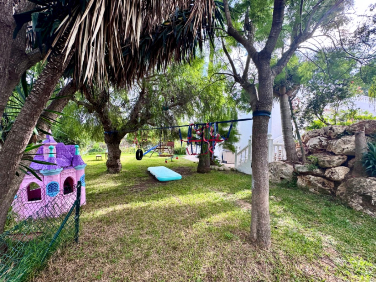 5 Bed Townhouse for sale in Javea Costa Blanca, Alicante, Spain