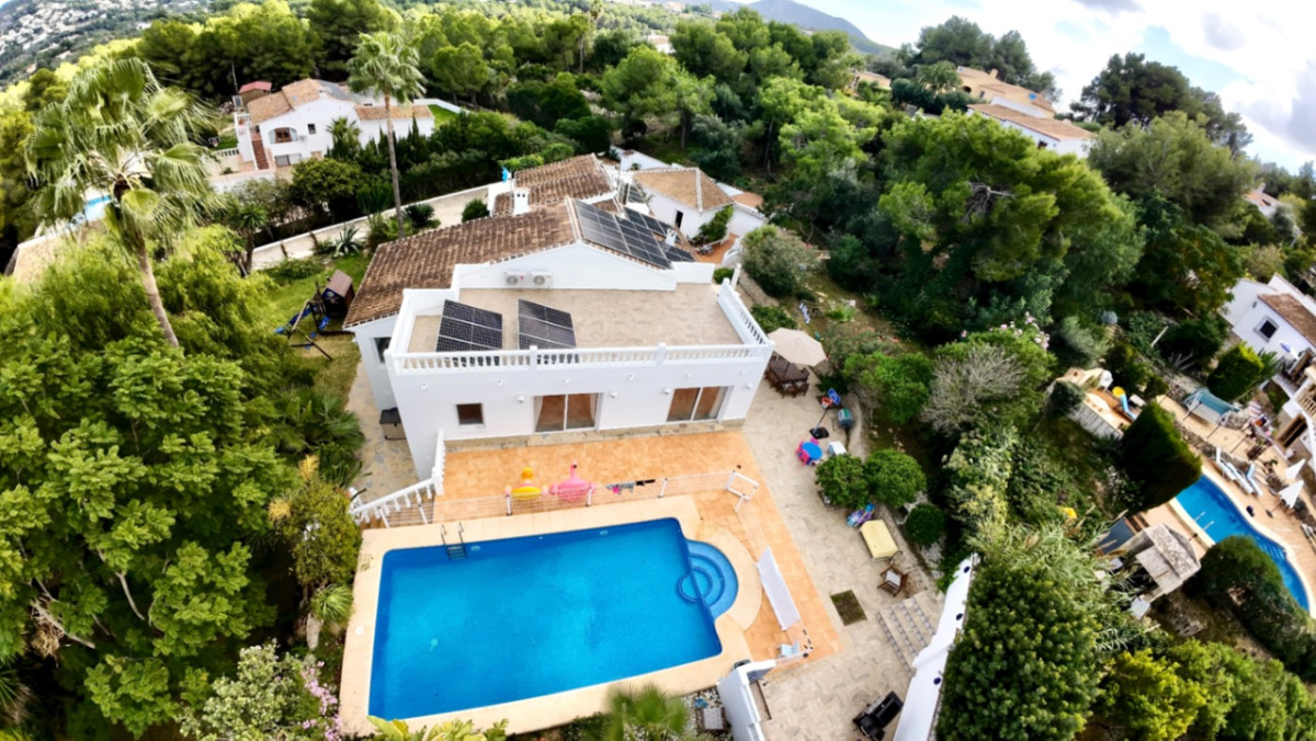 5 Bed Townhouse for sale in Javea Costa Blanca, Alicante, Spain
