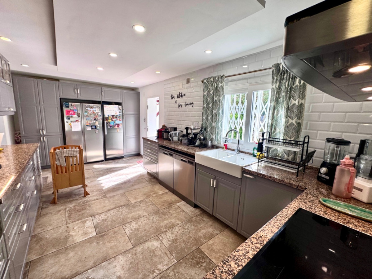 5 Bed Townhouse for sale in Javea Costa Blanca, Alicante, Spain