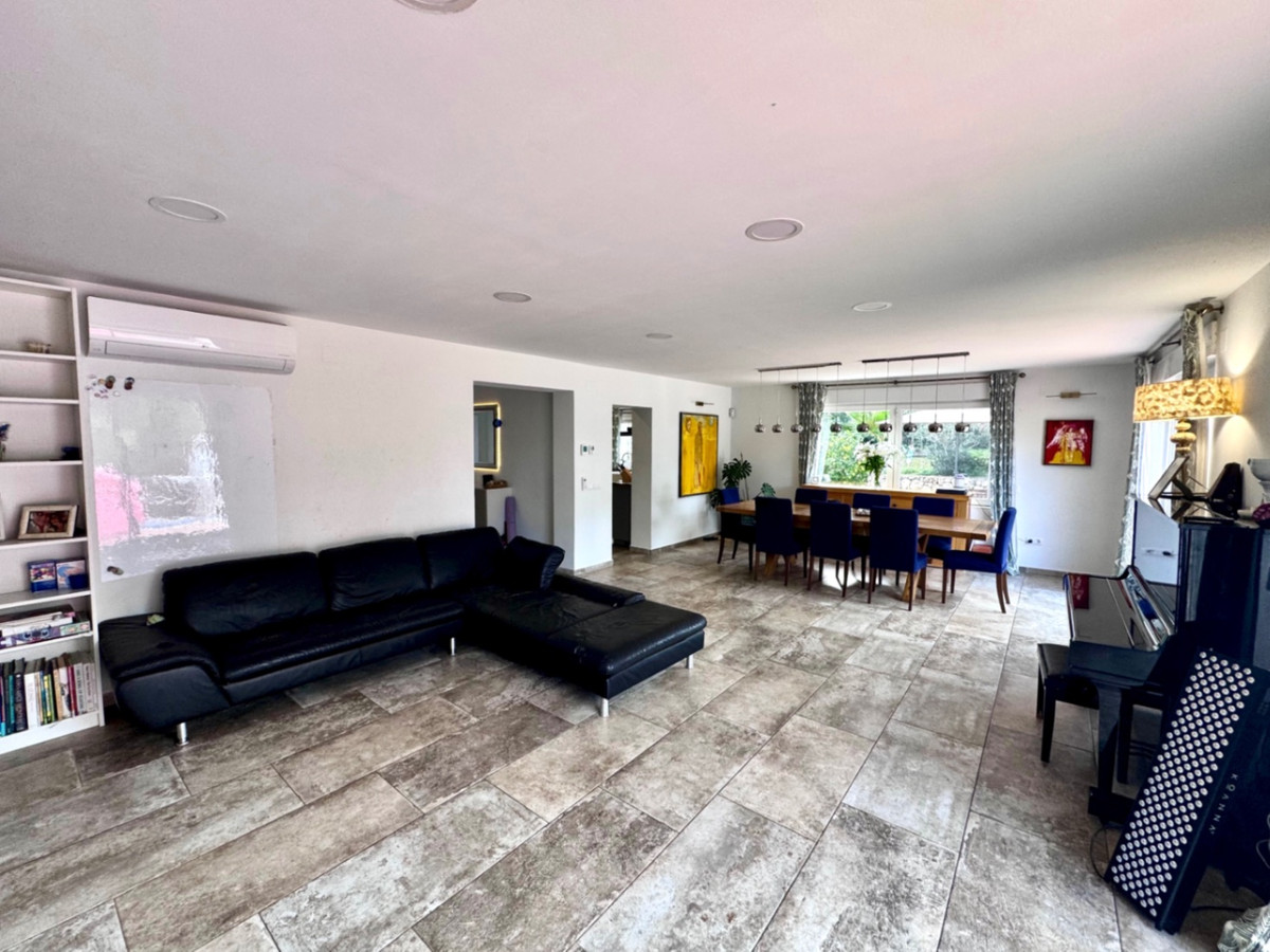 5 Bed Townhouse for sale in Javea Costa Blanca, Alicante, Spain